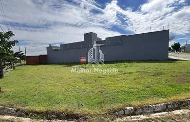 Imagem: O terreno possui 304m² de Área e está localizado em Mato