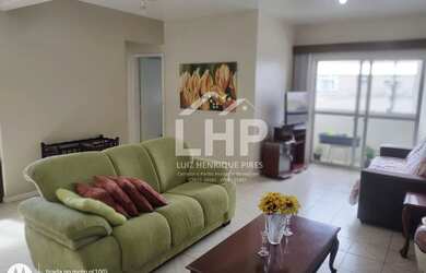 Imagem: O apartamento possui 5 Dormitórios, 2 Banheiros, 2 Vagas na