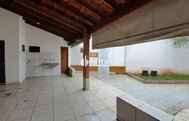 Imagem 12: Casa em condomínio com 3 quartos sendo 2 suítes disponível para venda...