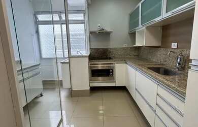 Imagem 9: Apartamento de três dormitórios muito bom na Esteves Junior