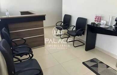 Imagem: O depósito possui 2 Vagas na garagem, 7m² de Área e está