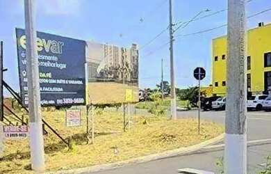 Imagem: O terreno possui 585m² de Área e está localizado em Vila