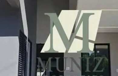 Imagem: A casa em condomínio à venda possui 3 Dormitórios, 3 Banheiros