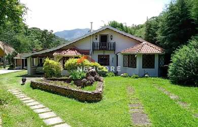 Imagem: A fazenda possui 6000m² de Área e está localizado em Santo