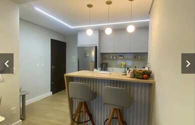 Imagem: O apartamento possui 2 Dormitórios, 1 Banheiro, 1 Vaga na garagem