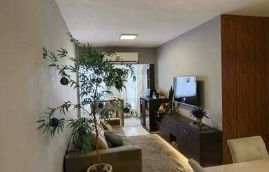 Imagem: O apartamento possui 3 Dormitórios, 2 Banheiros, 1 Vaga na