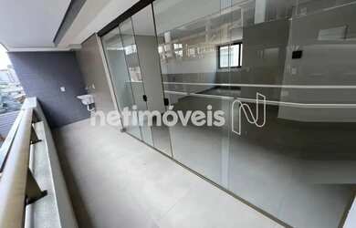 Imagem: O apartamento possui 3 Dormitórios, 3 Banheiros, 2 Vagas na