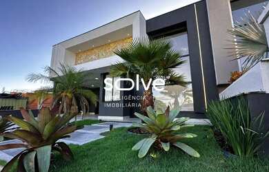 Imagem: A casa em condomínio possui 3 Dormitórios, 4 Banheiros, 4