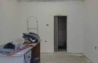 Imagem: O depósito possui 30m² de Área e está localizado em Penha