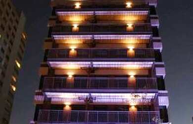 Imagem: O depósito possui 2 Vagas na garagem, 65m² de Área e está