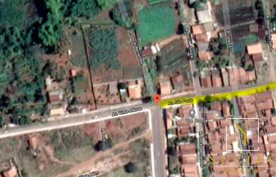 Imagem: A casa possui 2 Dormitórios, 1 Banheiro, 1 Vaga na garagem