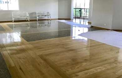 Imagem: O apartamento possui 5 Dormitórios, 5 Banheiros, 4 Vagas na