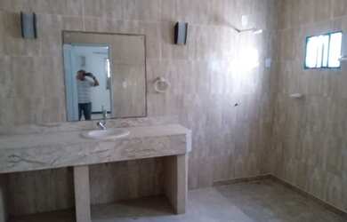 Imagem 6: Vendo casa no Jatiuca. 2 Banheirose3 Dormitórios