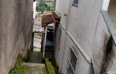 Imagem 3: 3 Casas com 7 dormitórios (Ao todo) à venda, 200 m² por R$ 230.000 - Sagrado Coração de