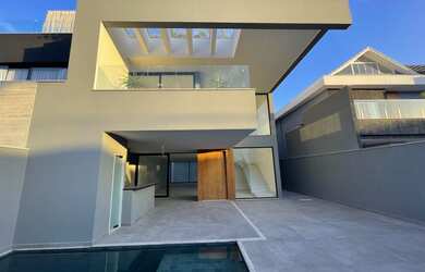 Imagem 2: MANSÃO NO CONDOMÍNIO ART LIFE COM 420m² de área construída com 4...