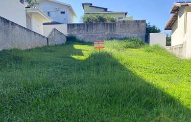 Imagem: O terreno possui 301m² de Área e está localizado em Ortizes