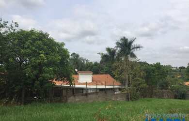 Imagem: O terreno possui 2.000m² de Área e está localizado em Chácaras