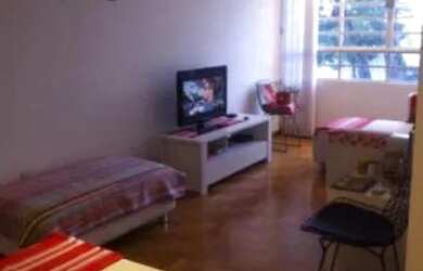 Imagem: O apartamento possui 2 Dormitórios, 2 Banheiros, 1 Vaga na