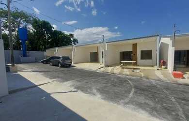 Imagem: A casa em condomínio possui 2 Dormitórios, 2 Banheiros, 2