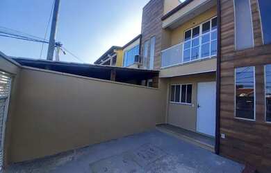 Imagem: A casa possui 2 Dormitórios, 1 Banheiro, 1 Vaga na garagem