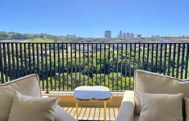 Imagem: O apartamento possui 4 Dormitórios, 5 Banheiros, 2 Vagas na