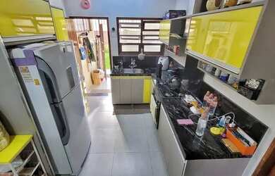 Imagem: A casa em condomínio possui 2 Dormitórios, 2 Banheiros, 1