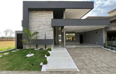 Imagem: A casa em condomínio possui 3 Dormitórios, 4 Banheiros, 4