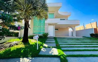 Imagem: A casa em condomínio possui 3 Dormitórios, 4 Banheiros, 4