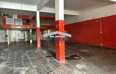 Imagem: O depósito possui 700m² de Área e está localizado em Eldorado