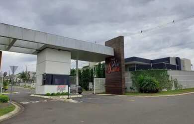 Imagem: O terreno possui 300m² de Área e está localizado em Uvaranas