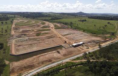 Imagem 10: Lote Vinhas Flamboyant. 260m² de Área