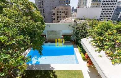 Imagem: O apartamento na cobertura possui 3 Dormitórios, 5 Banheiros