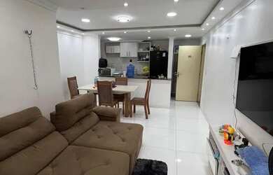 Imagem: O apartamento possui 3 Dormitórios, 2 Banheiros, 2 Vagas na