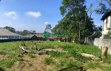 Imagem: O terreno possui 1230m² de Área e está localizado em Recanto