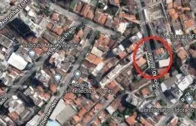 Imagem: O terreno possui 707m² de Área e está localizado em Santa