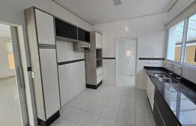 Imagem 15: Linda casa para locação no Residencial 3 em Alphaville Santana de Parnaiba...