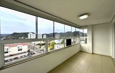 Imagem 4: Apartamento-casa com vista panorâmica, com seus 3 dormitórios, no bairro...
