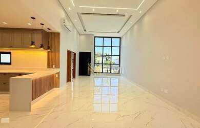 Imagem: A casa em condomínio possui 4 Dormitórios, 5 Banheiros, 5