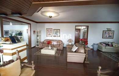 Imagem: O apartamento possui 4 Dormitórios, 4 Banheiros, 4 Vagas na