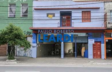 Imagem: O depósito possui 800m² de Área e está localizado em Água