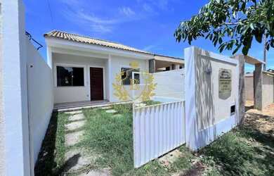 Imagem: A casa possui 2 Dormitórios, 1 Banheiro, 1 Vaga na garagem