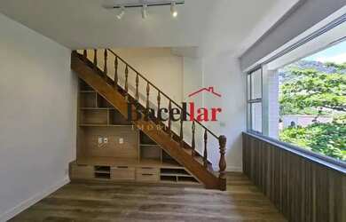 Imagem: O apartamento possui 2 Dormitórios, 3 Banheiros, 70m² de Área