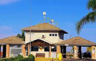 Imagem: O terreno possui 300m² de Área e está localizado em Parque