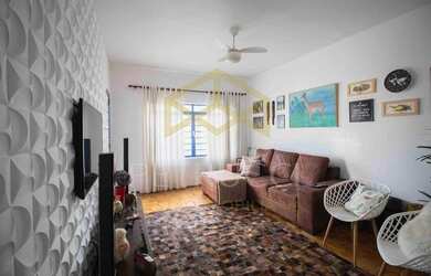 Imagem: A casa possui 2 Dormitórios, 2 Banheiros, 5 Vagas na garagem