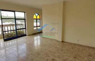 Imagem: O apartamento possui 3 Dormitórios, 1 Banheiro, 185m² de Área