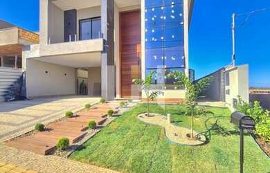 Imagem: A casa em condomínio possui 4 Dormitórios, 5 Banheiros, 4