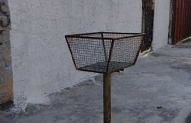 Imagem: A casa possui 2 Dormitórios, 1 Banheiro e 180m² de Área e