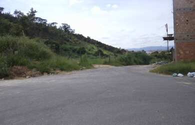 Imagem 7: lotes no Duque de Caxias. 2.650m² de Área