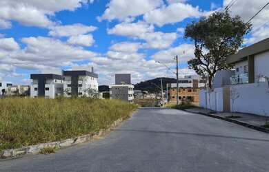 Imagem 13: Lote 360m² no Guarujá Mansões em Betim, bairro aberto Localização...