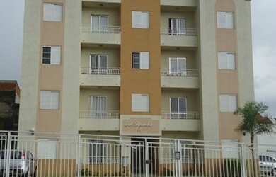 Imagem: O apartamento possui 3 Dormitórios, 1 Banheiro, 2 Vagas na